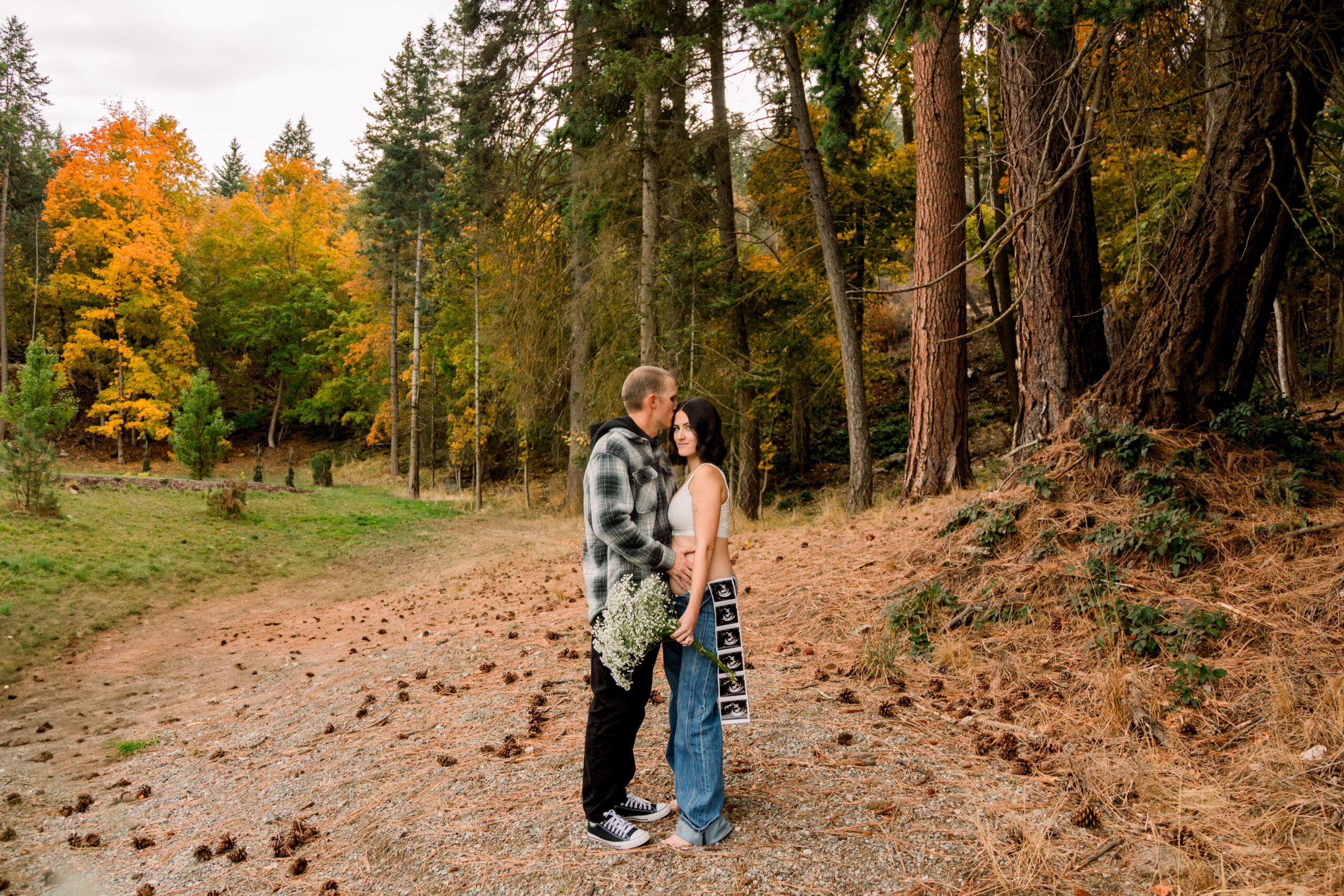 Family photography session at Tubbs HIll by Timber and Tide Photography